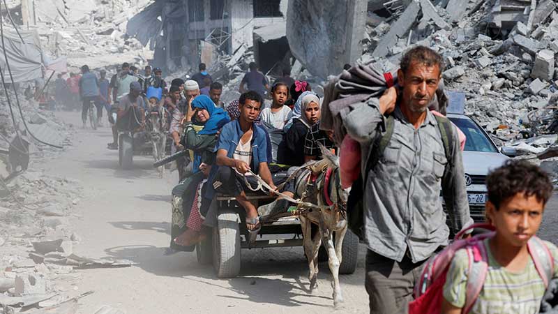 গাজায় মানবিক বিপর্যয় চরমে চিকিৎসা ও ত্রাণে তীব্র সংকট